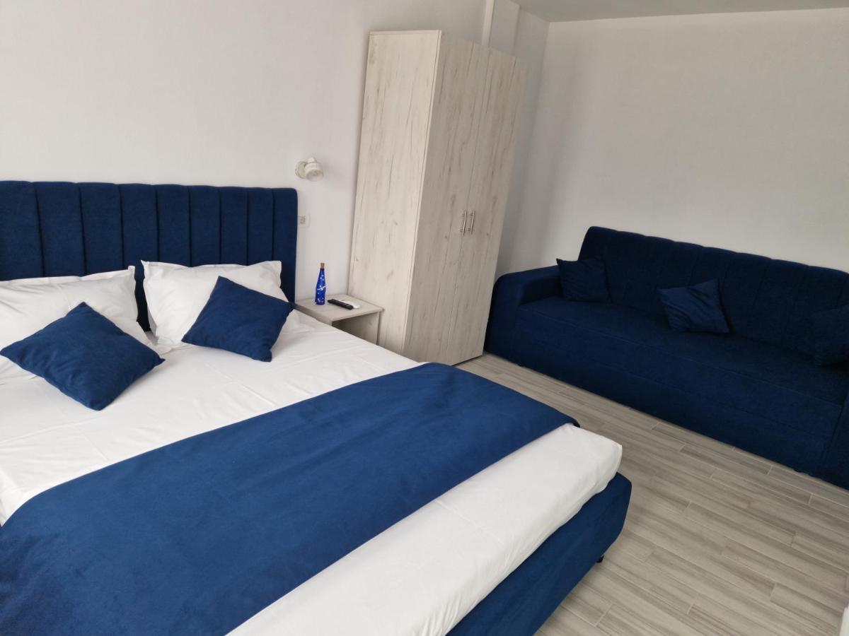 Yuka Hotel Vama Veche Bagian luar foto