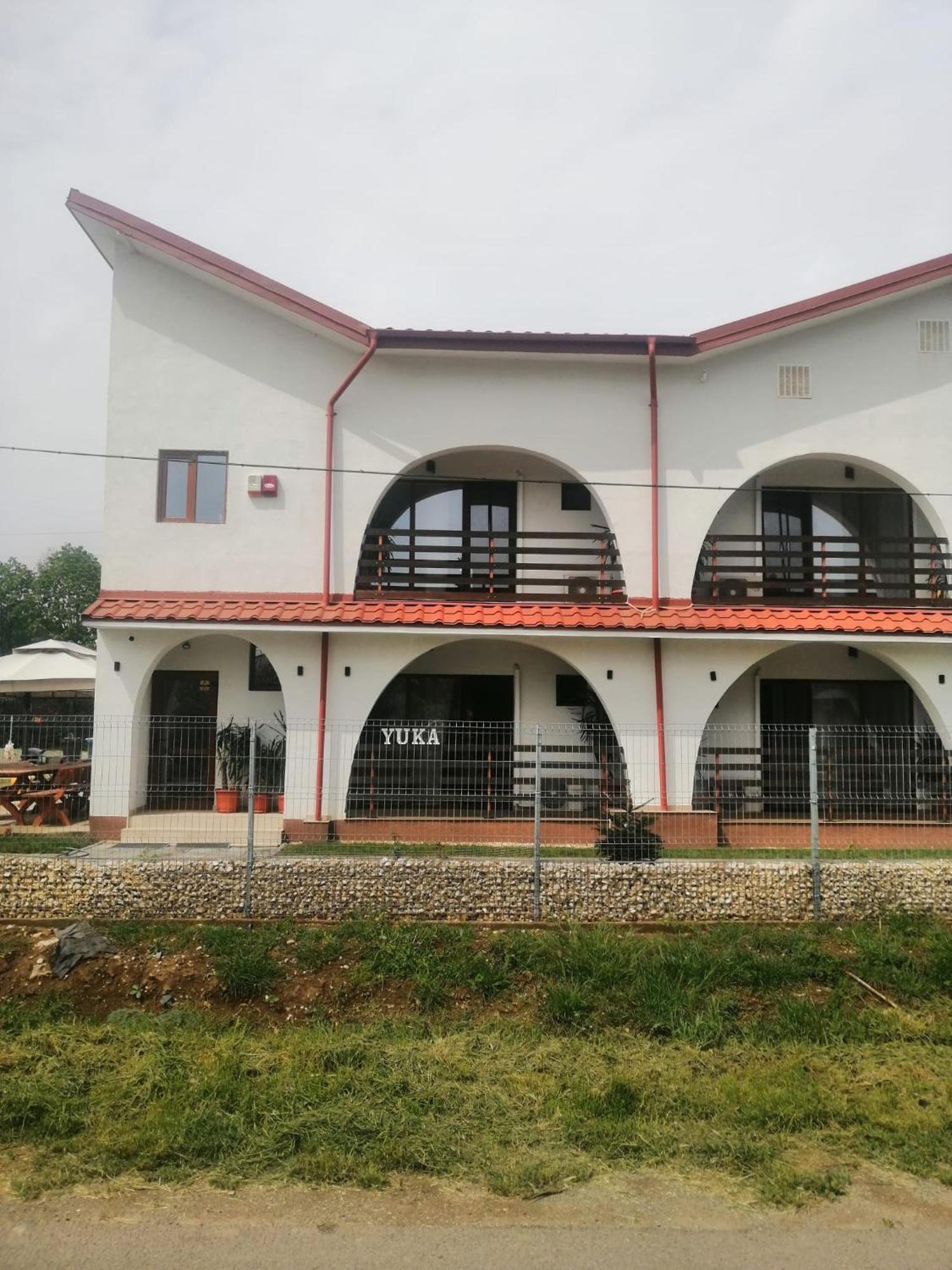 Yuka Hotel Vama Veche Bagian luar foto
